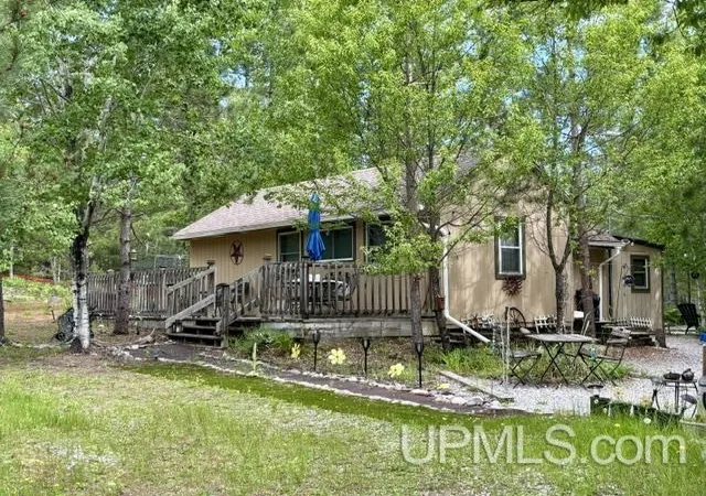 Photo 1 of Single family home for sale at 9200 Lost Lake Rd, Wetmore, MI 49895 | MLS# 50219076 | Listing updated on 2026-08-19