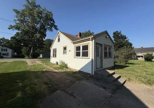 Homes for sale in Niles, MI | 33037 Pokagon Hwy, Niles, MI 49120 | MLS# 70544308