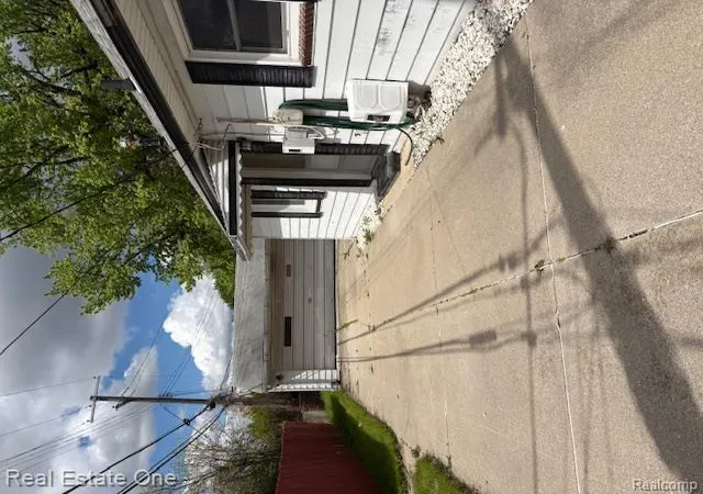 Homes for sale in Redford, MI | 11629 Centralia, Redford, MI 48239 | MLS# 60988796