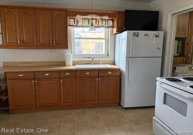 Homes for sale in Redford, MI | 11629 Centralia, Redford, MI 48239 | MLS# 60988796