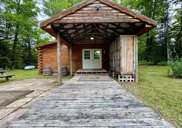 Photo 3 of Single family home for sale at Tbd Off 275 Rd, Gladstone, MI 49837 | MLS# 50217673 | Listing updated on 2026-08-08