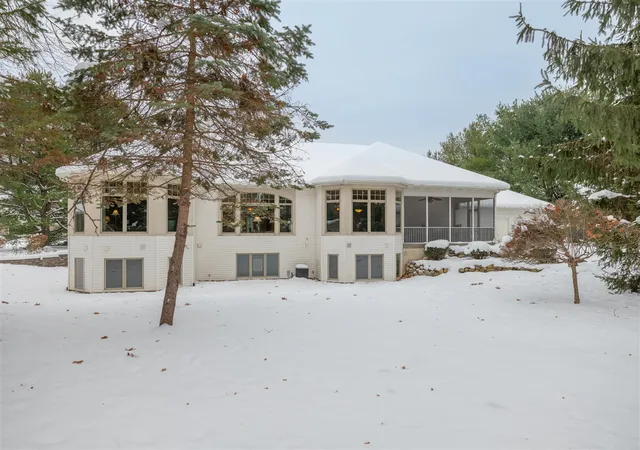 2nd image of 5939 Swallow Ave, Kalamazoo, MI 49009 | MLS# 70508200