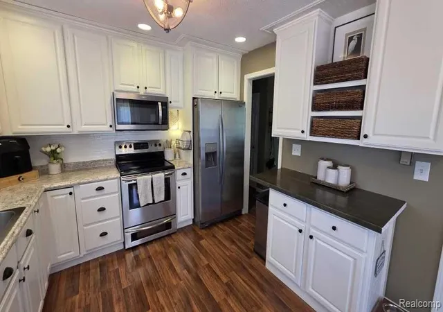 Photo 3 of Single family home for sale at 2201 Maple Grv Rd, Jackson, MI 49201 | MLS# 61009696 | Listing updated on 2026-07-24
