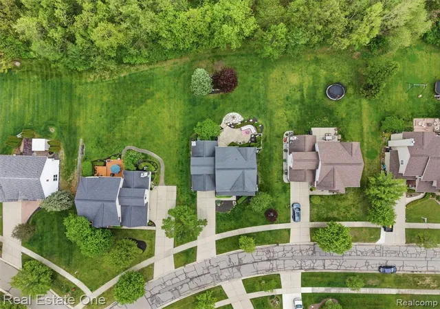 54th image of 1786 Four Seasons Dr, Howell, MI 48843 | MLS# 60994929
