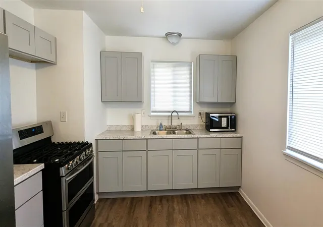 4th image of 30113 Hazelwood St, Inkster, MI 48141 | MLS# 70524792