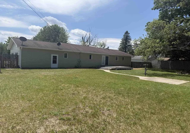 Homes for sale in Kalkaska, MI | 602 Lincoln St, Kalkaska, MI 49646 | MLS# 80068417