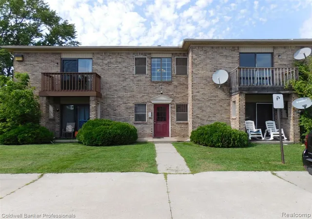 Photo 3 of Condo for sale at 284 E 13 Mile Unit #202, Madison Heights, MI 48071 | MLS# 61008444 | Listing updated on 2026-08-21