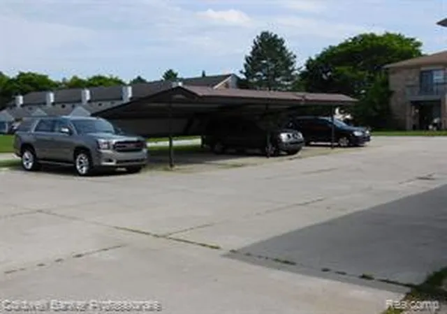 Homes for sale in Madison Heights, MI | 284 E 13 Mile Rd, Madison Heights, MI 48071 | MLS# 61008444