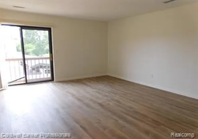 Homes for sale in Madison Heights, MI | 284 E 13 Mile Rd, Madison Heights, MI 48071 | MLS# 61008444