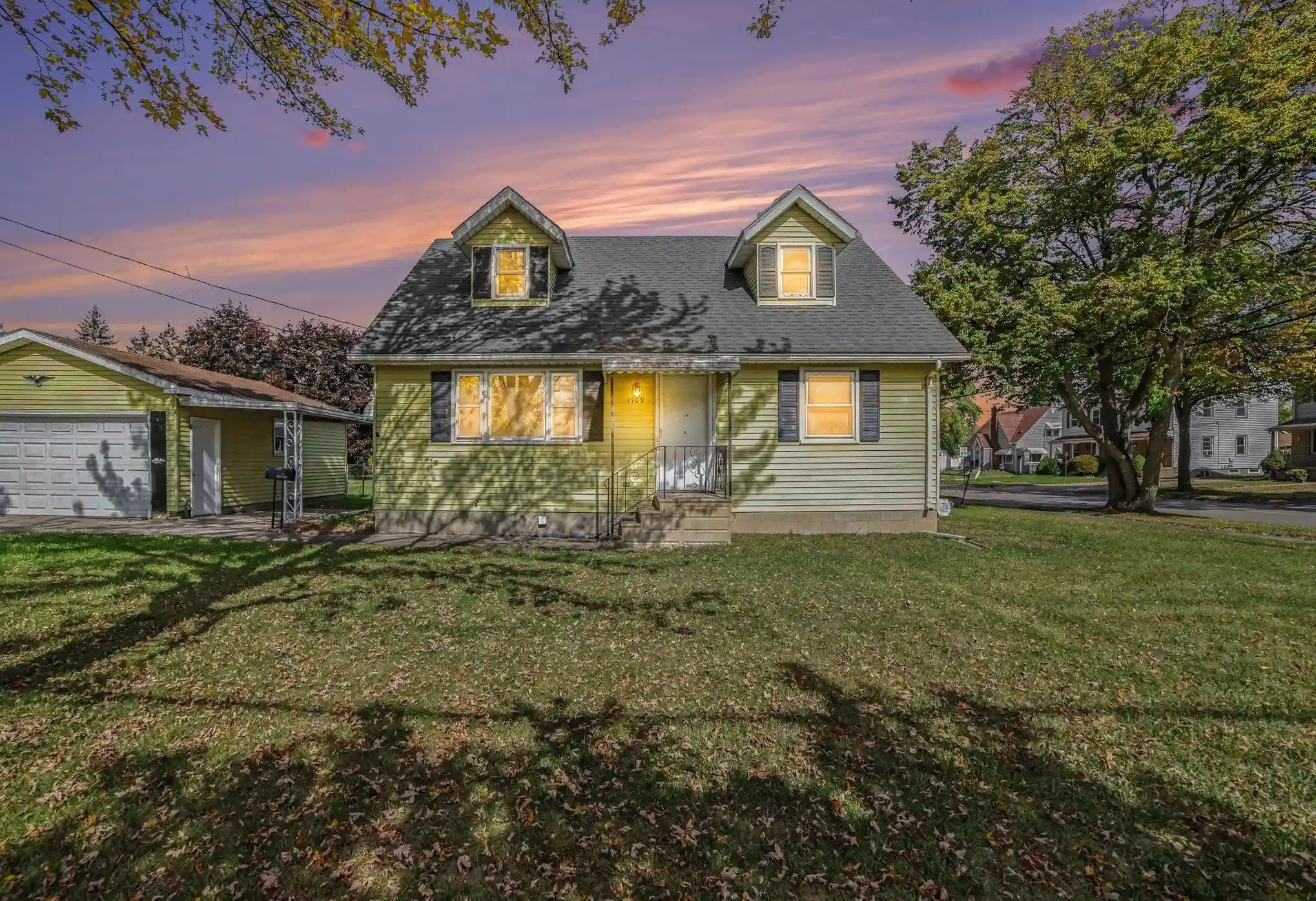 Single family home for sale at 1709 Borton Ave, Essexville, MI 48732 | MLS# 50224837