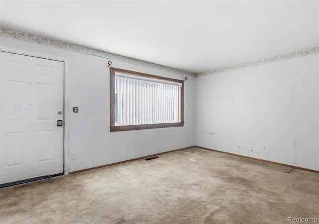 Listing Photo 3 - Condo for sale in building located at 19889 Susan Ct, Clinton Township, MI 48035