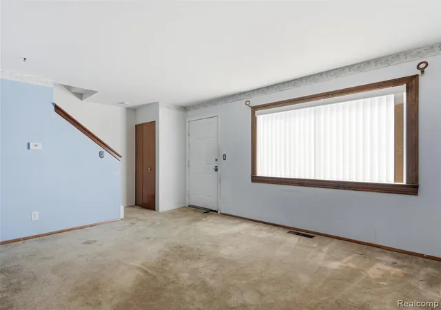 Listing Photo 5 - Condo for sale in building located at 19889 Susan Ct, Clinton Township, MI 48035