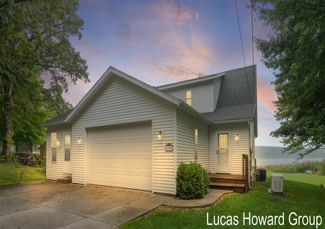 53rd image of 11591 Wabasis Lake Dr, Greenville, MI 48838 | MLS# 70495836