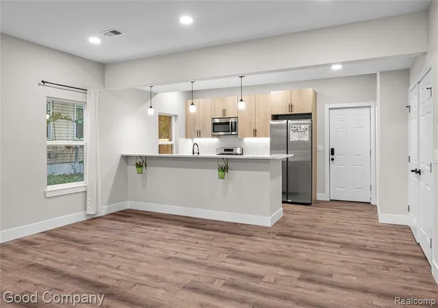 Photo 3 of Single family home for sale at 7541 Clayburn St, Detroit, MI 48228 4215 | MLS# 61010853 | Listing updated on 2026-09-30