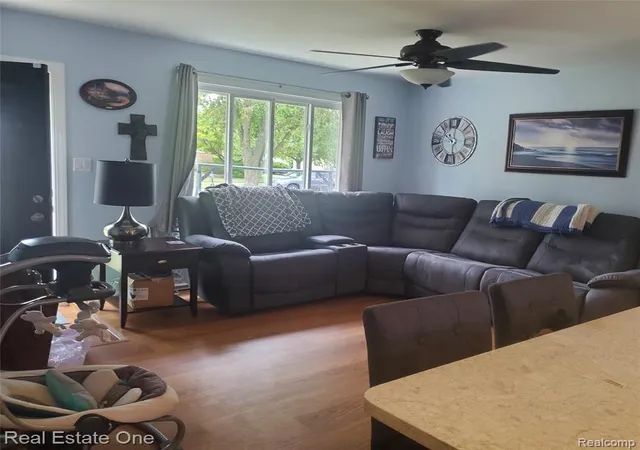 Photo 2 of Single family home for sale at 31054 Gardendale Dr, Warren, MI 48088 2002 | MLS# 61024512 | Listing updated on 2026-09-13