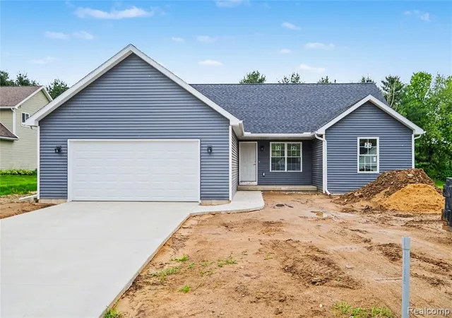1st image of 6465 Whisper Ridge Ct, Burton, MI 48509 | MLS# 61000552