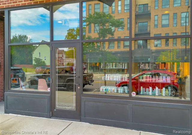 2nd image of 1454 Townsend St, Detroit, MI 48214