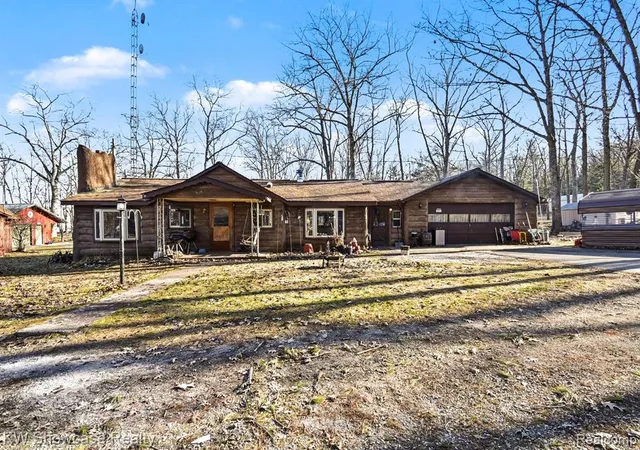 Homes for sale in Hubbard Lake, MI | 5872 Mount Maria Rd, Hubbard Lake, MI 49747 | MLS# 60985632