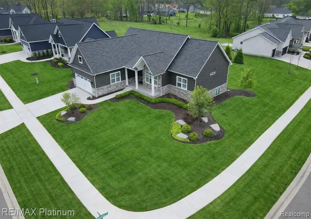 38th image of 9860 W Haven Dale Dr, Brighton, MI 48114 | MLS# 61024198