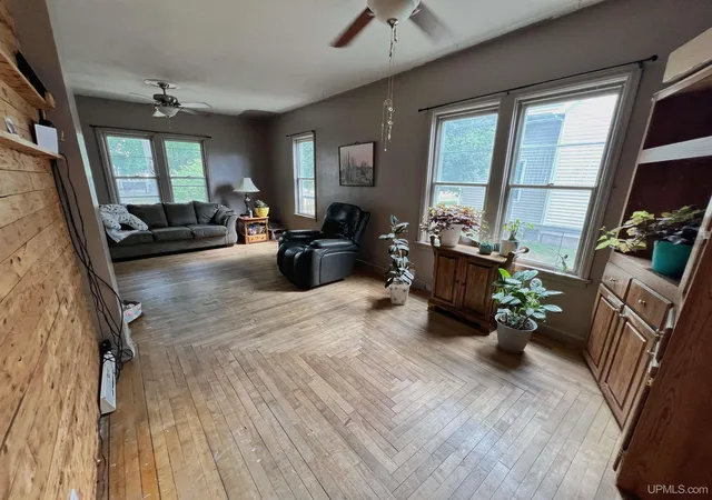4th image of 715 Brown St, Norway, MI 49870 | MLS# 50218866