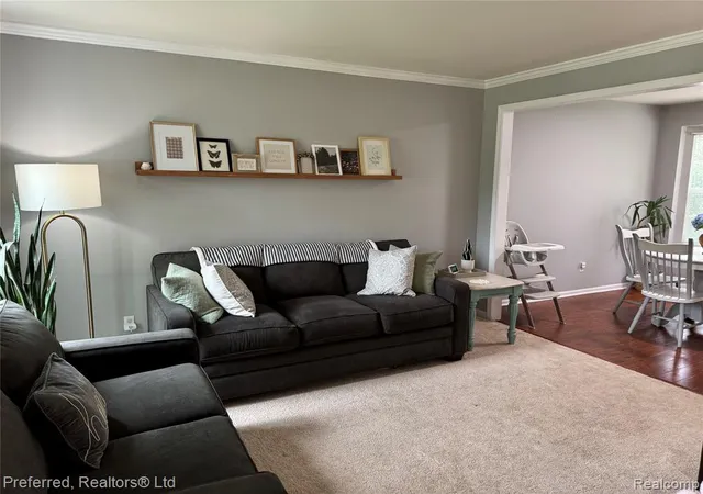 5th image of 6536 Greenbriar Dr, Van Buren Township, MI 48111 | MLS# 61001753
