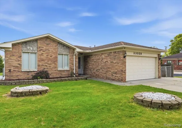 Photo 2 of Single family home for sale at 33058 Ione Dr, Sterling Heights, MI 48310 6452 | MLS# 61002080 | Listing updated on 2026-09-08