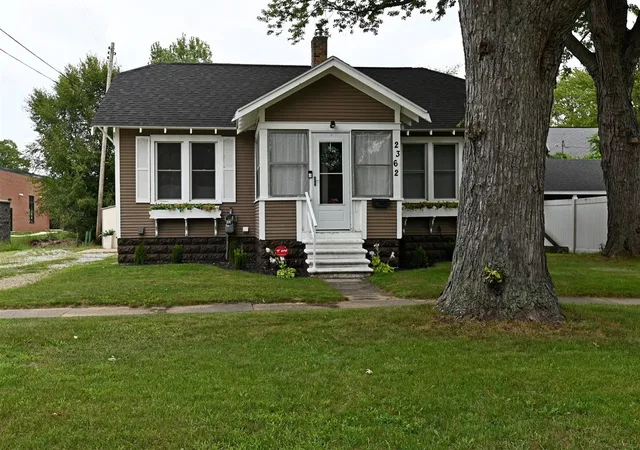 2nd image of 2362 Denmark St, Muskegon, MI 49441 | MLS# 70554442