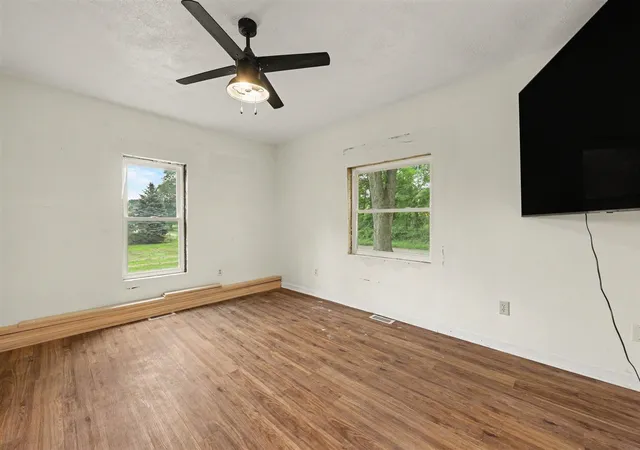 Photo 4 of Single family home for sale at 17300 Fahrner Rd, Chelsea, MI 48118 | MLS# 70547538 | Listing updated on 2026-08-05