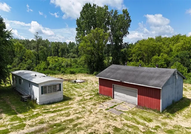 Homes for sale in Pleasant Lake, MI | 9500 N Meridian Rd, Pleasant Lake, MI 49272 | MLS# 70541778