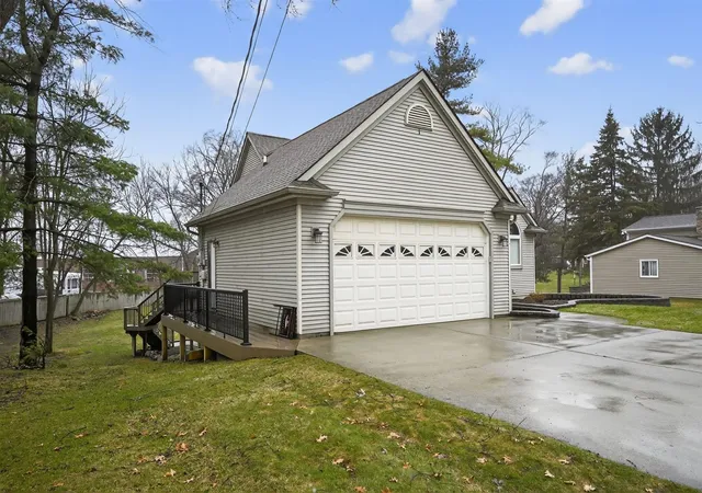 Homes for sale in Waterford, MI | 4125 Rural St, Waterford, MI 48329 | MLS# 70508910