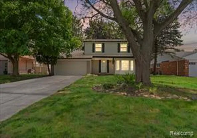 1st image of 23370 Brandywynne St, Southfield, MI 48033 | MLS# 61009178