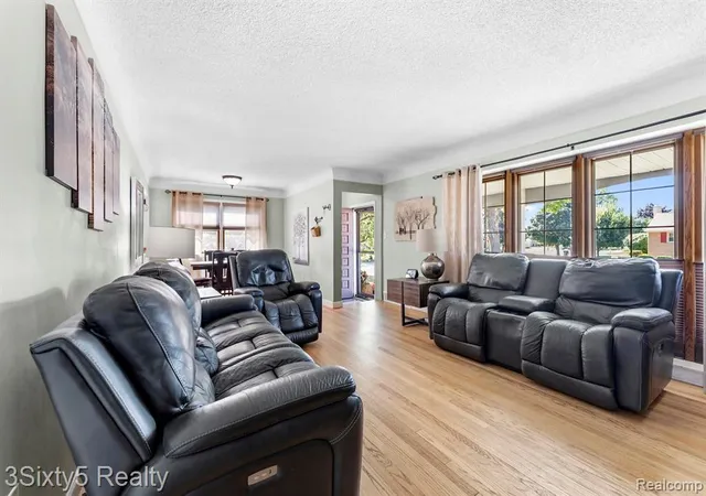 4th image of 1780 N Trenton Dr, Trenton, MI 48183 | MLS# 61018763