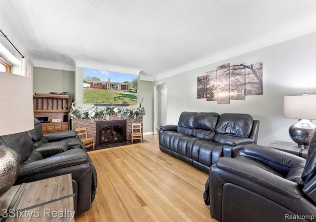 5th image of 1780 N Trenton Dr, Trenton, MI 48183 | MLS# 61018763