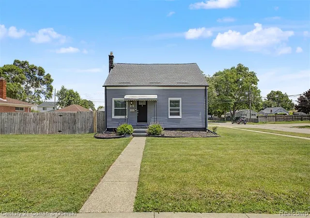 Homes for sale in Madison Heights, MI | 30708 Palmer Blvd, Madison Heights, MI 48071 | MLS# 61002941