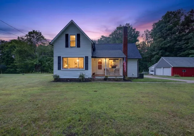 Photo 2 of Sale Pending at 8601 Almena Dr, Kalamazoo, MI 49009 | MLS# 70552450 | Listing updated on 2026-09-11