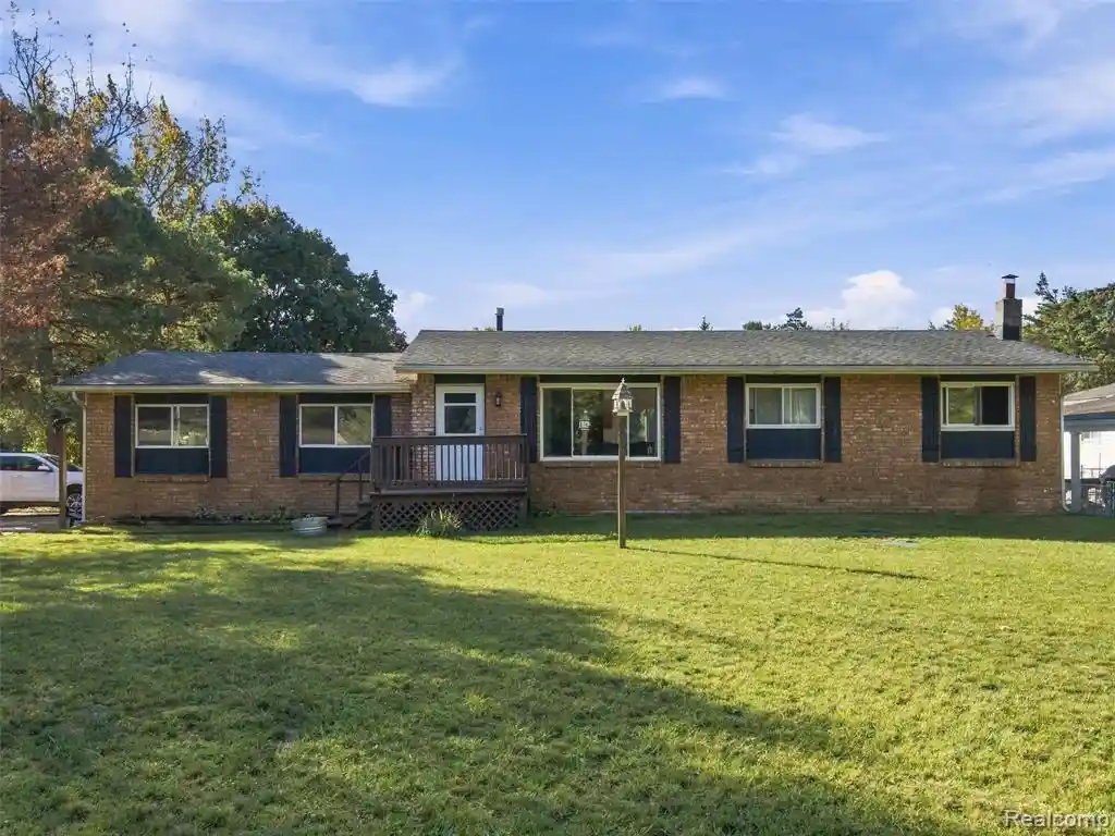 Photo 1 of Single family home for sale at 1810 Dunwoodie St, Ortonville, MI 48462 8523 | MLS# 61039731 | Listing updated on 2026-10-17