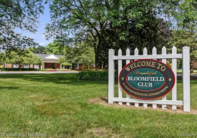 Homes for sale in Bloomfield Hills, MI | 775 E Fox Hills Dr, Bloomfield Hills, MI 48304 | MLS# 61009530