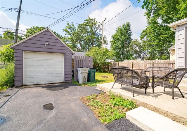 Photo 4 of Single family home for sale at 661 W Coy Ave, Hazel Park, MI 48030 | MLS# 70551762 | Listing updated on 2026-08-31