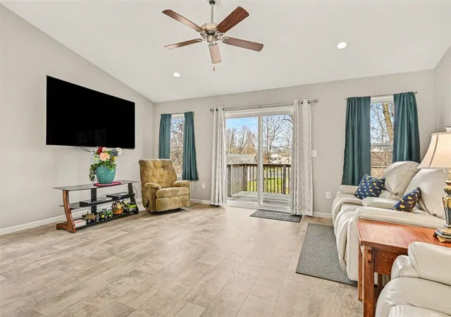 4th image of 29 Beymoure St, Kalamazoo, MI 49009 | MLS# 70521745
