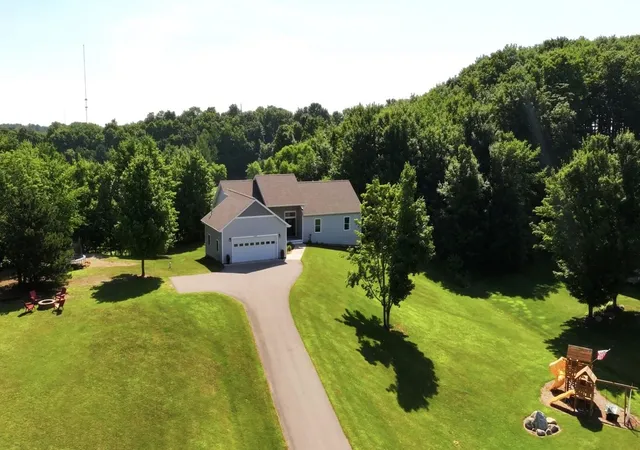 Photo 1 of Single family home for sale at 4609 Westbrook Dr #39, Traverse City, MI 49685 | MLS# 80071171 | Listing updated on 2026-08-22