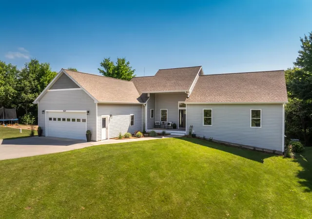 Photo 2 of Single family home for sale at 4609 Westbrook Dr #39, Traverse City, MI 49685 | MLS# 80071171 | Listing updated on 2026-08-22