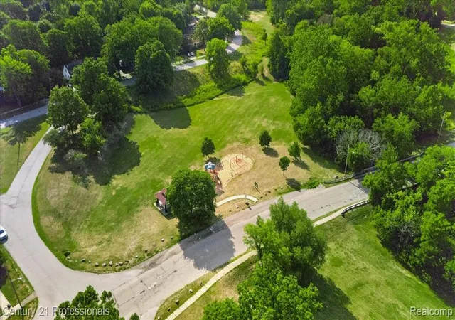 Photo 22 of Single family home for sale at 16615 Pomona Dr, Redford, MI 48240 2448 | MLS# 61024985 | Listing updated on 2026-08-28