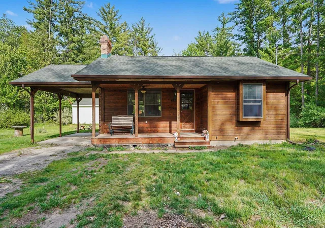 1st image of 4495 Anderson Dr, Beaverton, MI 48612 | MLS# 50209209
