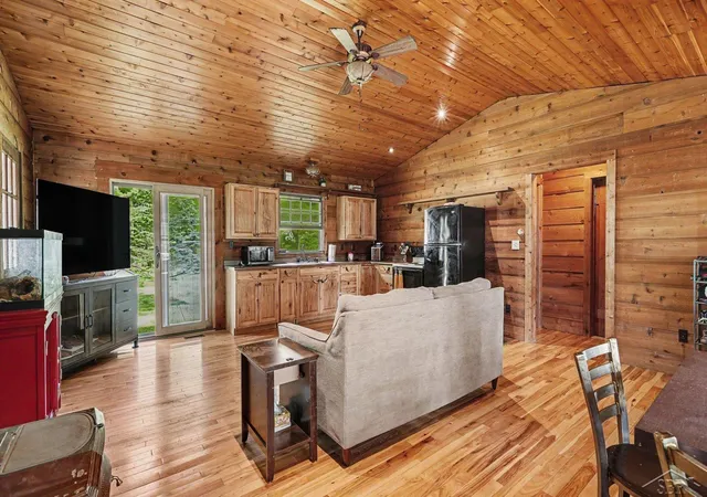 5th image of 4495 Anderson Dr, Beaverton, MI 48612 | MLS# 50209209