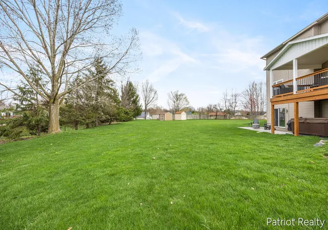 Photo 4 of Sale Pending at 1683 Lona Ct, Wyoming, MI 49519 | MLS# 70525472 | Listing updated on 2026-04-21