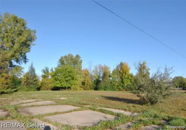 16th image of 6483 Bay, Saginaw, MI 48604 | MLS# 60989119