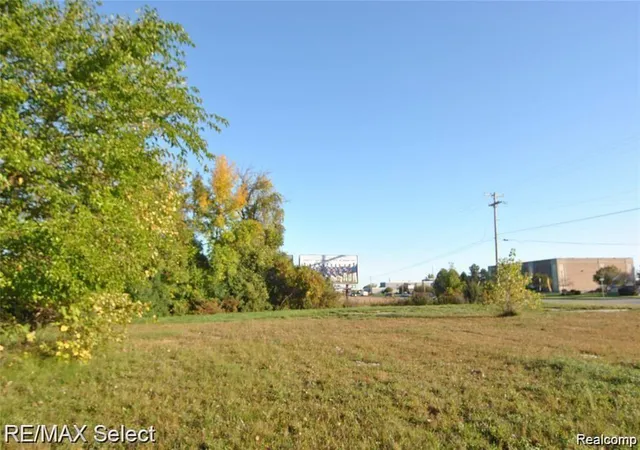 3rd image of 6483 Bay, Saginaw, MI 48604 | MLS# 60989119