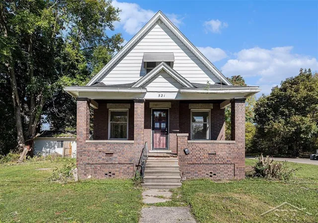 Homes for sale in Saginaw, MI | 521 Birch St, Saginaw, MI 48601 | MLS# 50202639