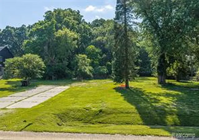 1st image of 466 Driftwood Ave, Rochester Hills, MI 48307 | MLS# 61009160