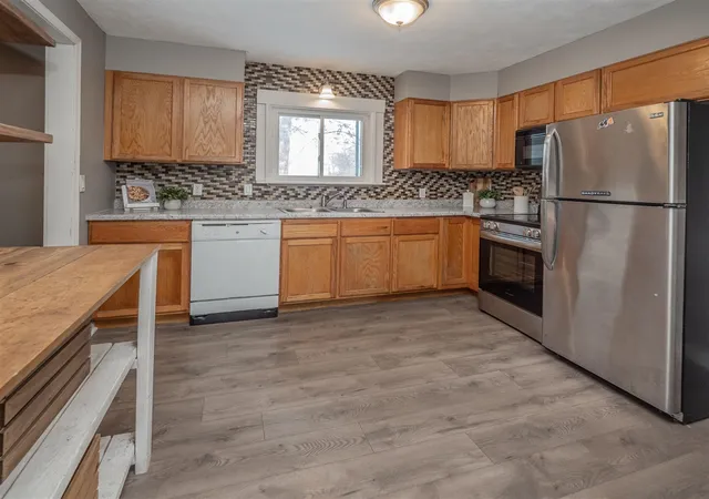 Homes for sale in Augusta, MI | 13207 Augusta Dr, Augusta, MI 49012 | MLS# 70514406